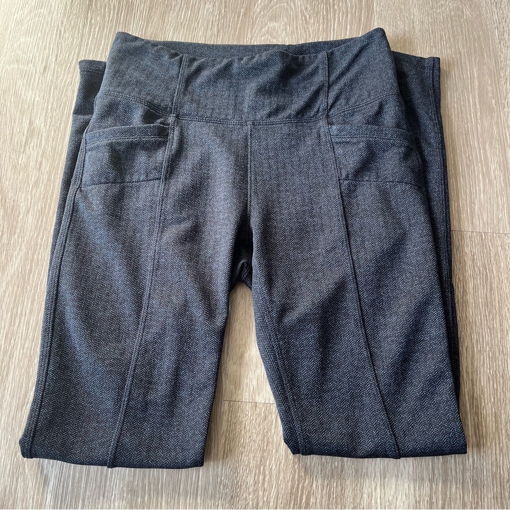 SOLD Athleta Pocket Leggings Jeggings Gray Small